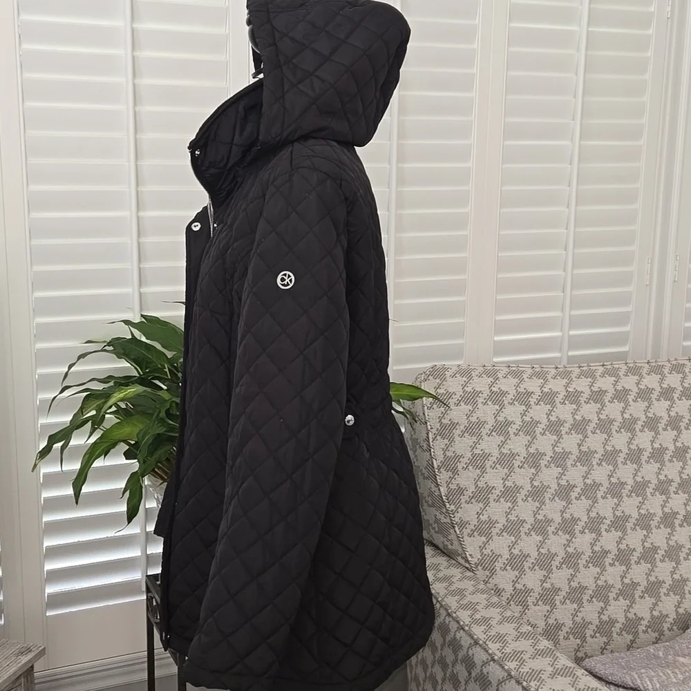 LAST CHANCE! Calvin Klein Women's Quilted Black Hooded Jacket - Picture 3 of 16